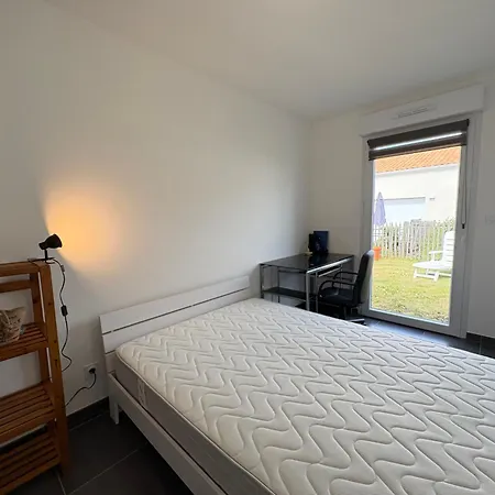 Maison Neuve Avec Wifi, Pres De La Foret A - Fr-1-323-572 Holiday home *